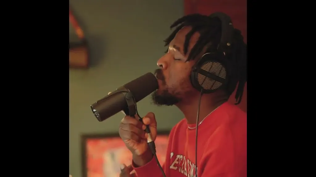 Johnny Drille – Stand Strong Cover Video