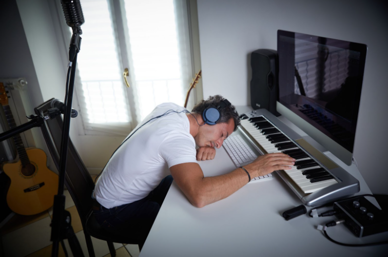 Digital Burnout in Musicians — Top Tips to Retain Creativity