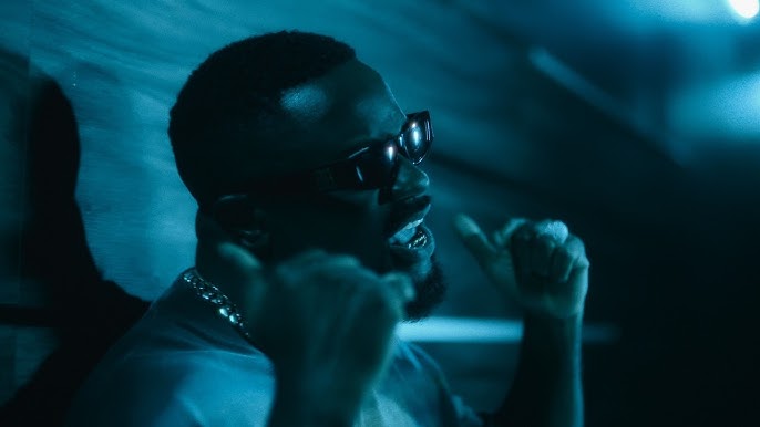 Sarkodie – ODO PA Ft. Kweku Flick